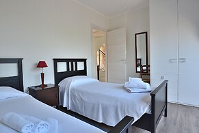 Villa Lisi With Pool