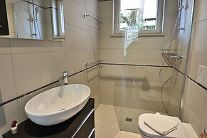 Villa Lisi With Pool