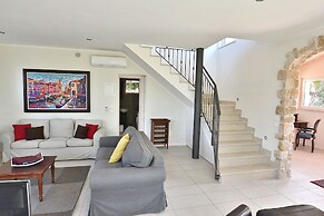 Villa Lisi With Pool