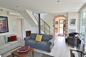 Villa Lisi With Pool