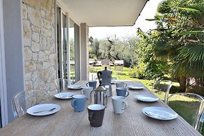 Villa Lisi With Pool