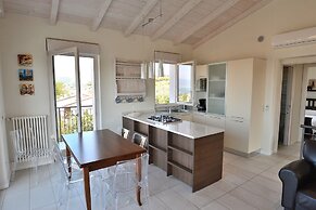 Villa Lisi With Pool