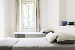 Macchi Master Guest apartment