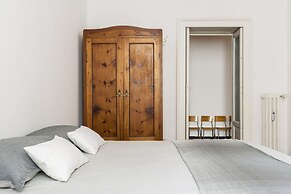 Macchi Master Guest apartment