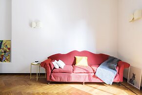 Macchi Master Guest apartment