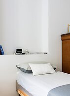 Macchi Master Guest apartment