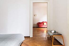 Macchi Master Guest apartment