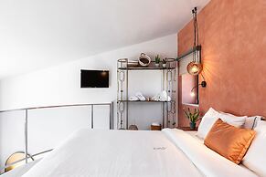 Cocooning Suites by Blue Carpet