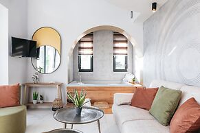 Cocooning Suites by Blue Carpet