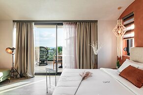 Cocooning Suites by Blue Carpet