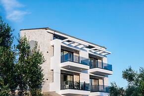 Cocooning Suites by Blue Carpet