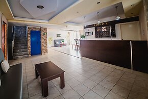 Cloud 9 Hotel Shisha & Cocktail Bar - Adults Only