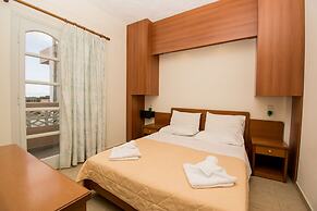 Divina Apartments  by Estia