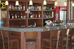 Divina Apartments  by Estia