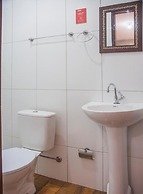 OYO M&J Hotel