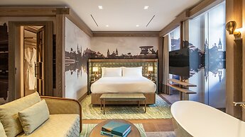 Iniala Harbour House