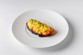 Iniala Harbour House