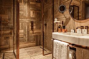 Iniala Harbour House