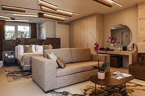 Iniala Harbour House