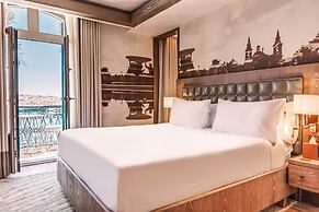 Iniala Harbour House