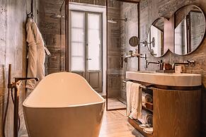 Iniala Harbour House