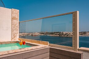 Iniala Harbour House