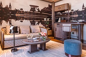 Iniala Harbour House