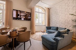 Iniala Harbour House