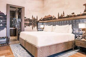 Iniala Harbour House