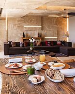 Iniala Harbour House