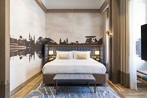 Iniala Harbour House