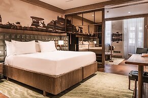 Iniala Harbour House