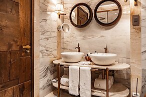 Iniala Harbour House