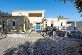 Villa Al'Azraa  by CorfuEscapes