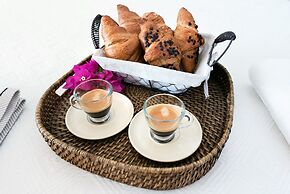 Villa Al'Azraa  by CorfuEscapes