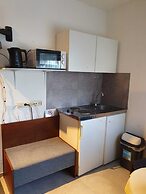 Hotel - Pension - Weller