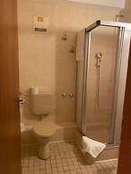 Hotel - Pension - Weller