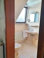 Hotel - Pension - Weller