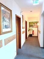 Hotel - Pension - Weller