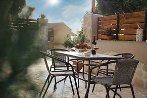 Liz Apartment  by CorfuEscapes