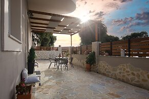 Liz Apartment  by CorfuEscapes