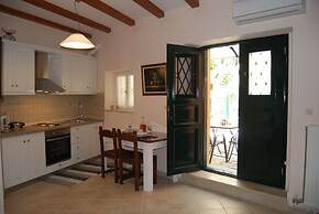 Old Town Venetian Studio  by CorfuEscapes