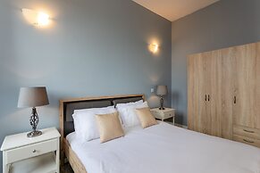 Historic Valletta Private Houses