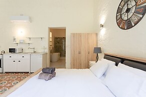 Historic Valletta Private Houses