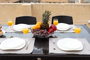 Historic Valletta Private Houses