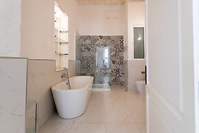 Historic Valletta Private Houses