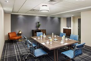 Hilton Charlotte Airport