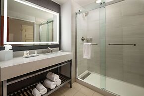 Hilton Charlotte Airport