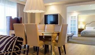 Hilton Charlotte Airport