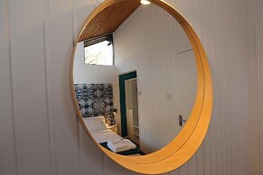 Cosy Modern Nordic Lodge w/ Loch View & Log Burner